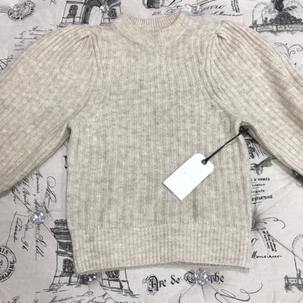 Leith Ribbed Puff Shoulder Sweater - Picture 8 of 8